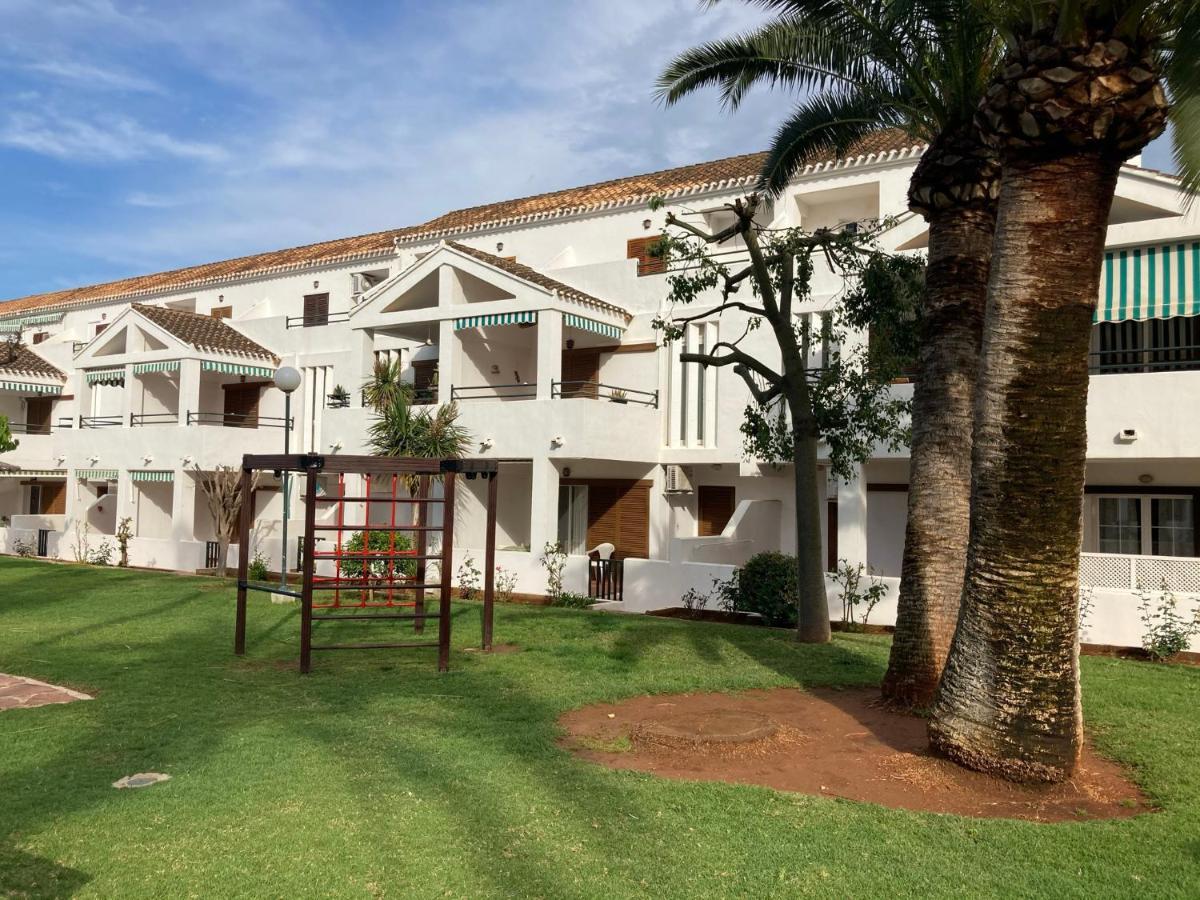 Chalet Adosado En Urbanizacion Con Precioso Jardin Denia Dış mekan fotoğraf