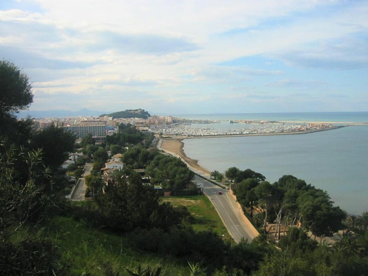 Chalet Adosado En Urbanizacion Con Precioso Jardin Denia Dış mekan fotoğraf